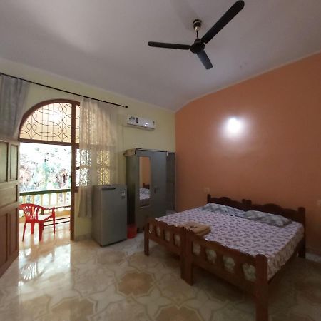 Joaquina'S Guest House Calangute Exterior photo