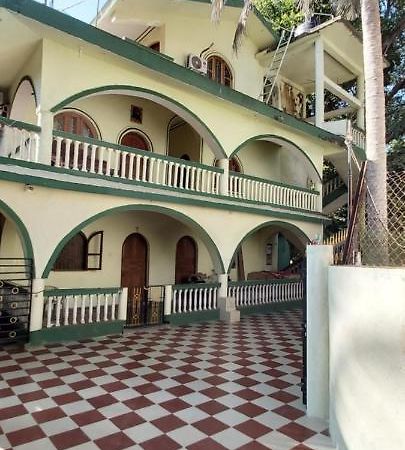 Joaquina'S Guest House Calangute Exterior photo