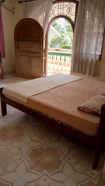 Joaquina'S Guest House Calangute Exterior photo