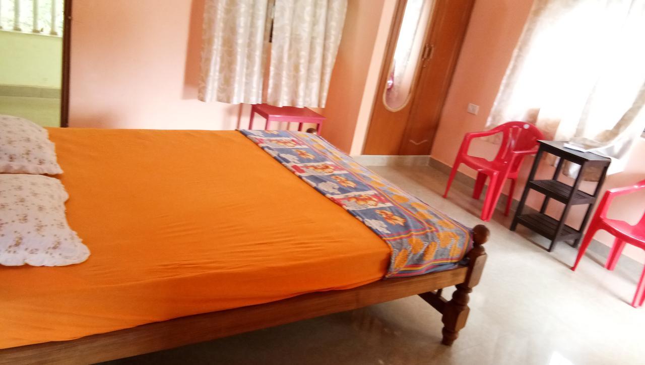 Joaquina'S Guest House Calangute Exterior photo