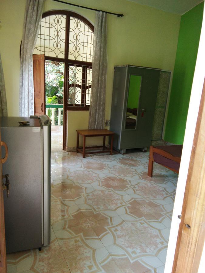 Joaquina'S Guest House Calangute Exterior photo
