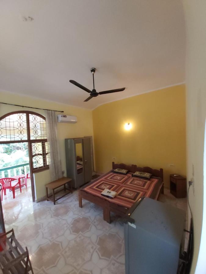 Joaquina'S Guest House Calangute Exterior photo