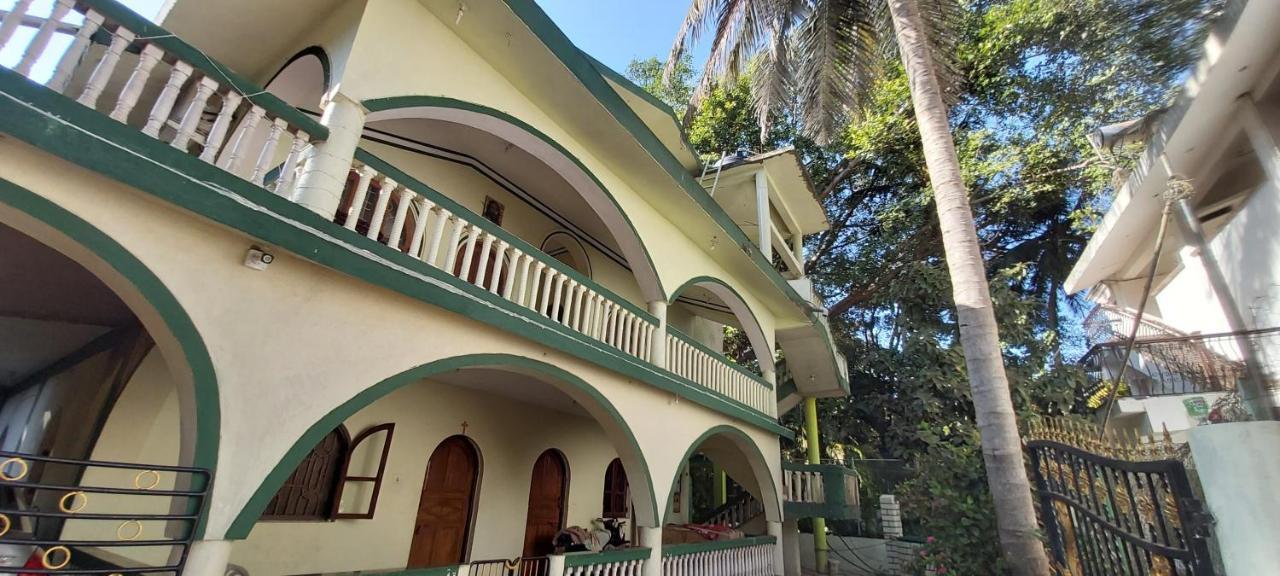 Joaquina'S Guest House Calangute Exterior photo